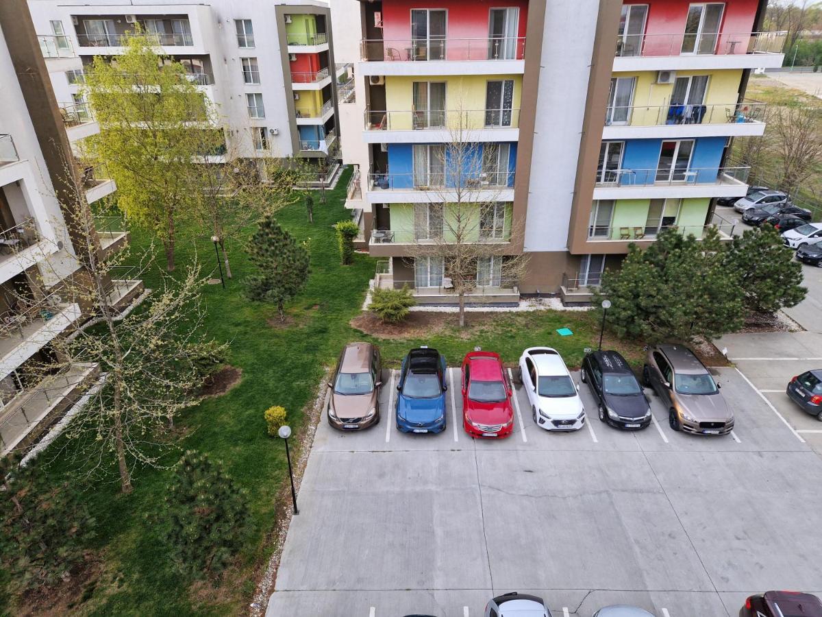 Sky Airport Residence Otopeni Exterior foto